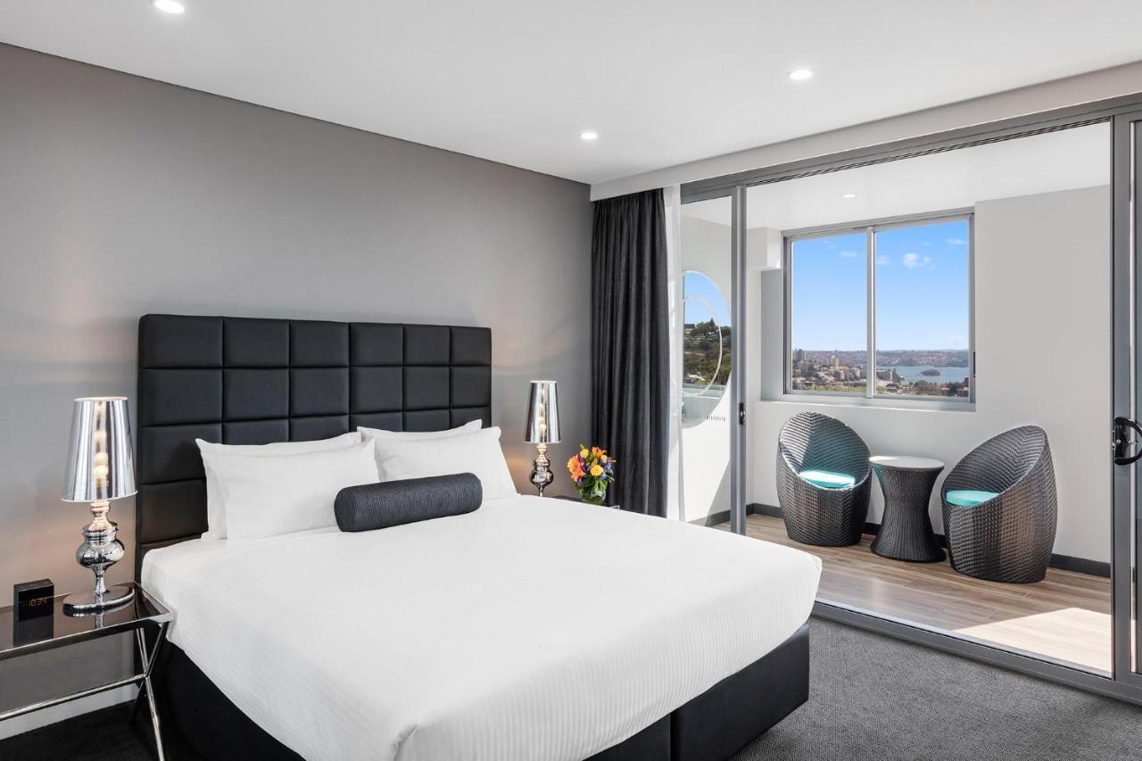 Meriton Suites Bondi Junction Сидней Экстерьер фото